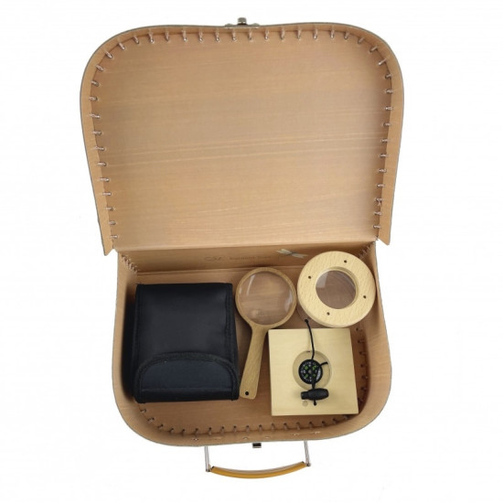 Set de explorator Egmont Toys cu valiză și accesorii din lemn Set de explorator Egmont Toys cu valiză și accesorii din lemn