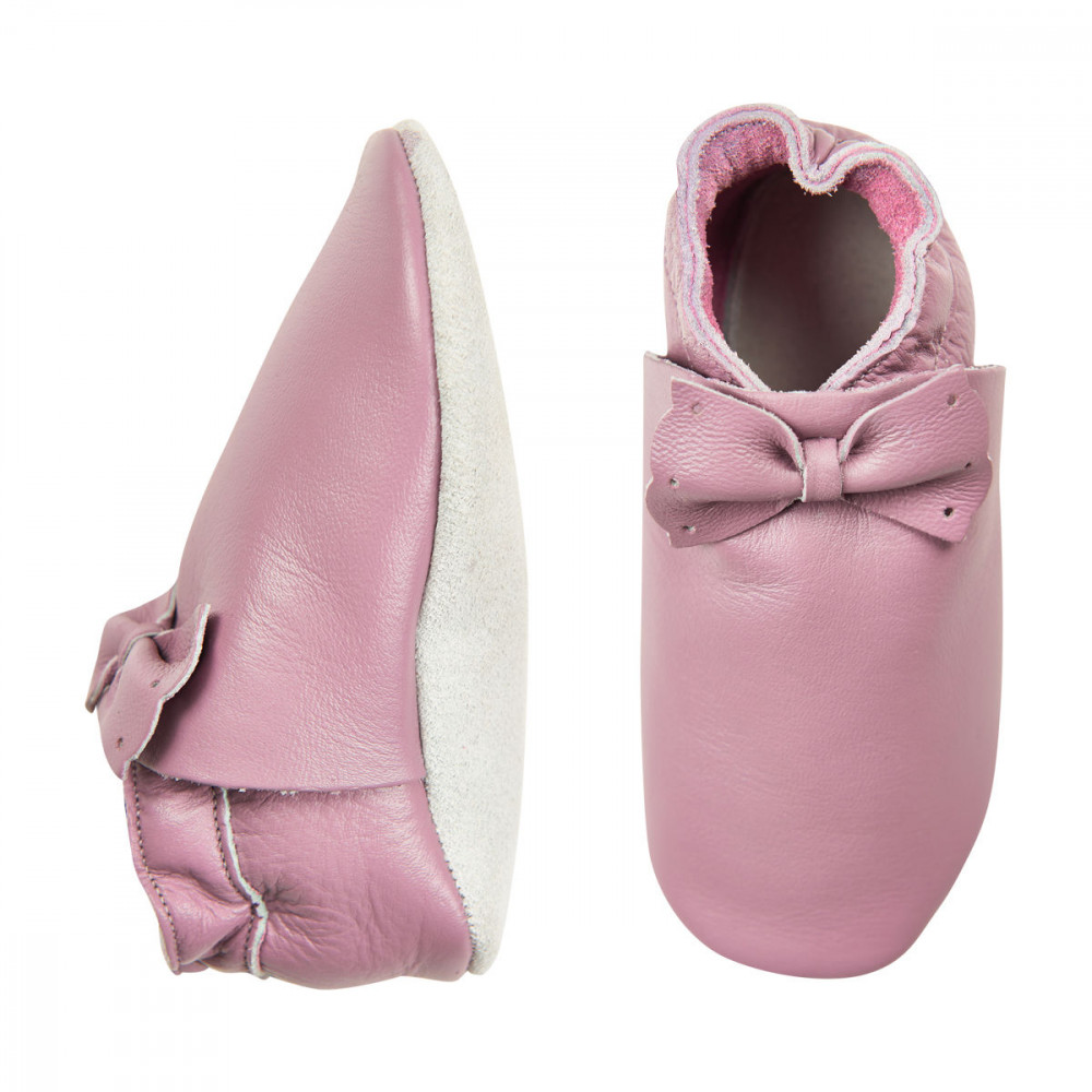 Papucei din piele cu talpă moale CeLaVi Roz - ideali pentru primii pași