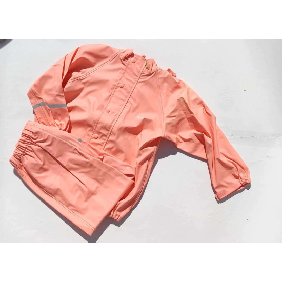 Set de ploaie și vânt CeLaVi jachetă+pantaloni/salopetă impermeabile - Peach Set de ploaie și vânt CeLaVi jachetă+pantaloni/salopetă impermeabile - Peach