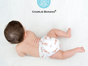 Cum se folosesc scutecele textile Charlie Banana