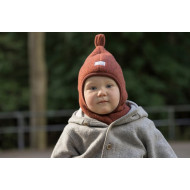 Cagulă din polar de lână Merino organică Pickapooh Mara maro Red Wood Cagulă din polar de lână Merino organică Pickapooh Mara maro Red Wood
