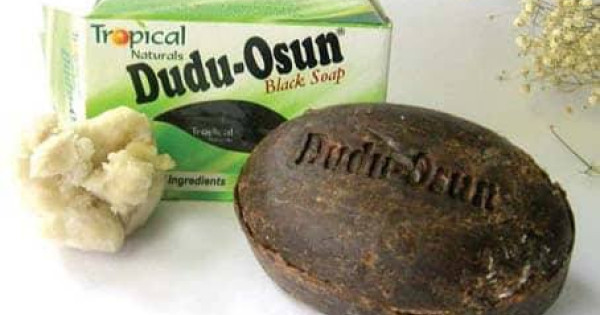 Sapun Natural Negru African Dudu Osun Clasic Fabricat Manual Pachet Verde