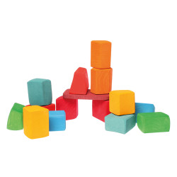 Set Waldorf de construcție Grimm's cu 15 cuburi de lemn cu forme neregulate, în săculeț