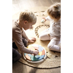 Puzzle Montessori din lemn small foot Safari culori în cerc-spirală Puzzle Montessori din lemn small foot Safari culori în cerc-spirală