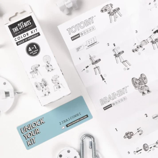 Color Kit White The OFFBITS - set creativ monocrom de construit cu șuruburi și piulițe Color Kit White The OFFBITS - set creativ monocrom de construit cu șuruburi și piulițe